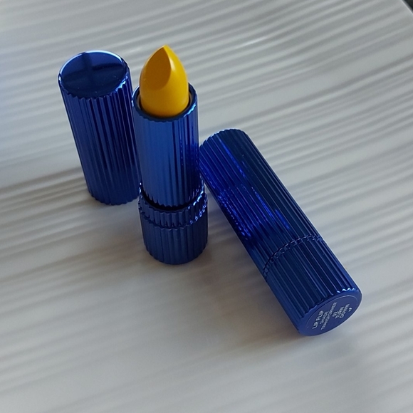 Estee Edit Lipstick🛍 - Picture 5 of 7